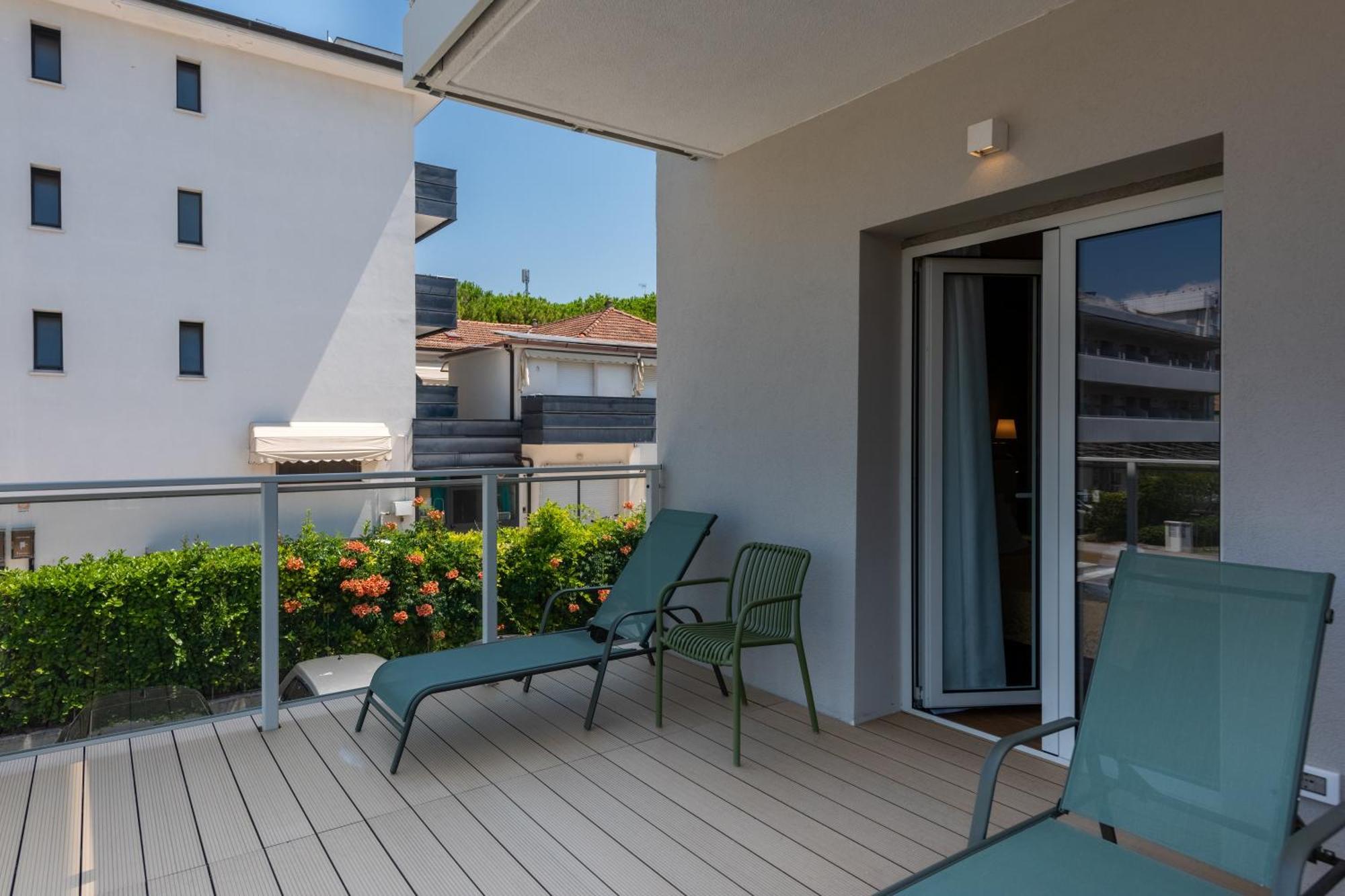 Hotel Al Ponte Lignano Sabbiadoro Exterior foto