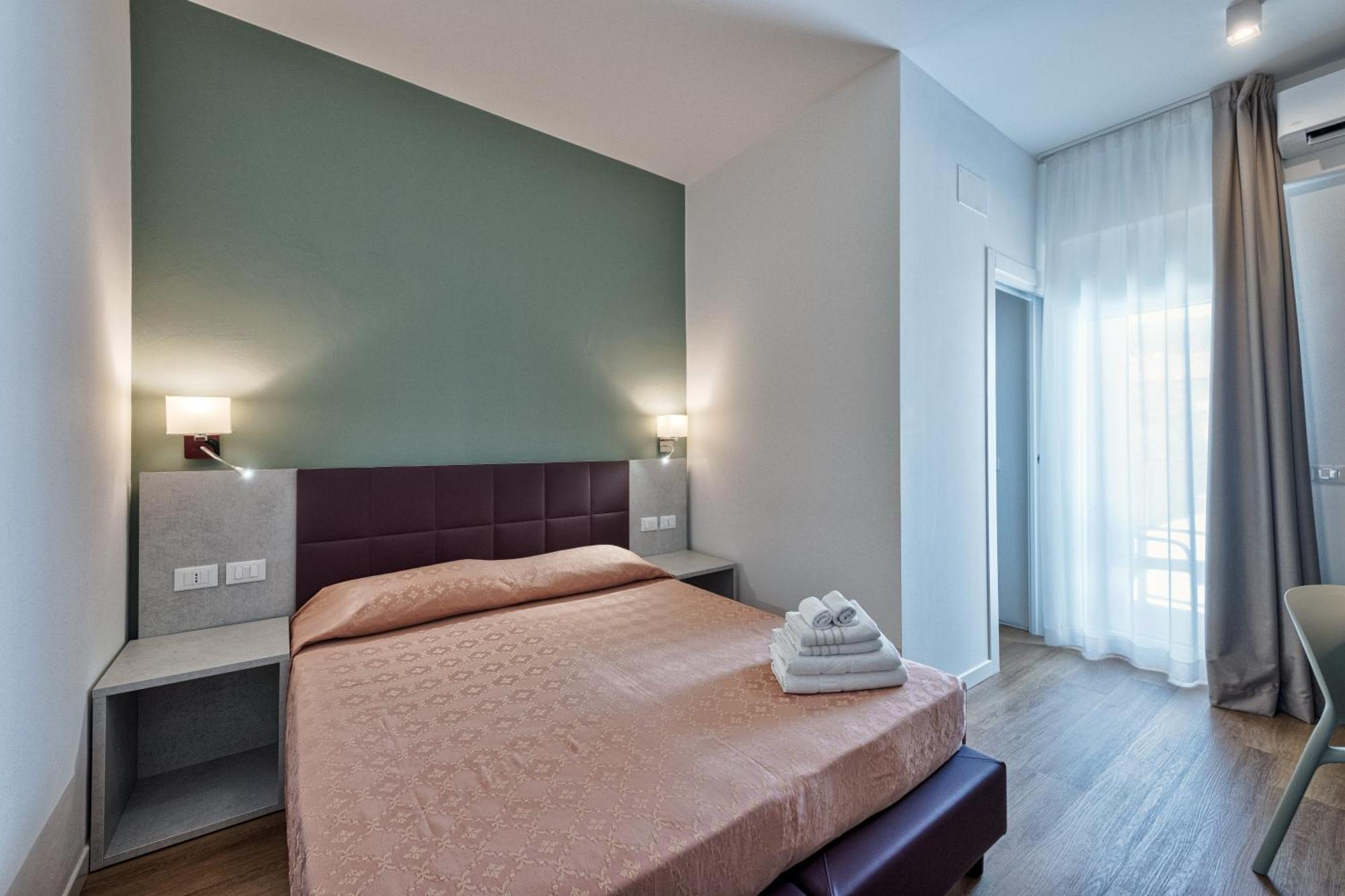 Hotel Al Ponte Lignano Sabbiadoro Exterior foto