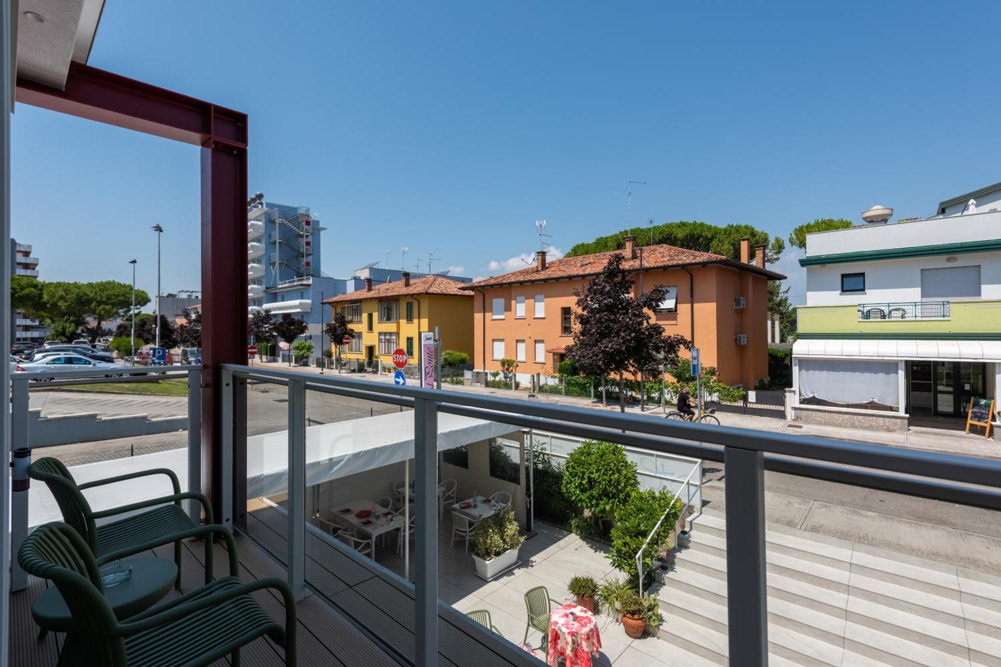 Hotel Al Ponte Lignano Sabbiadoro Exterior foto