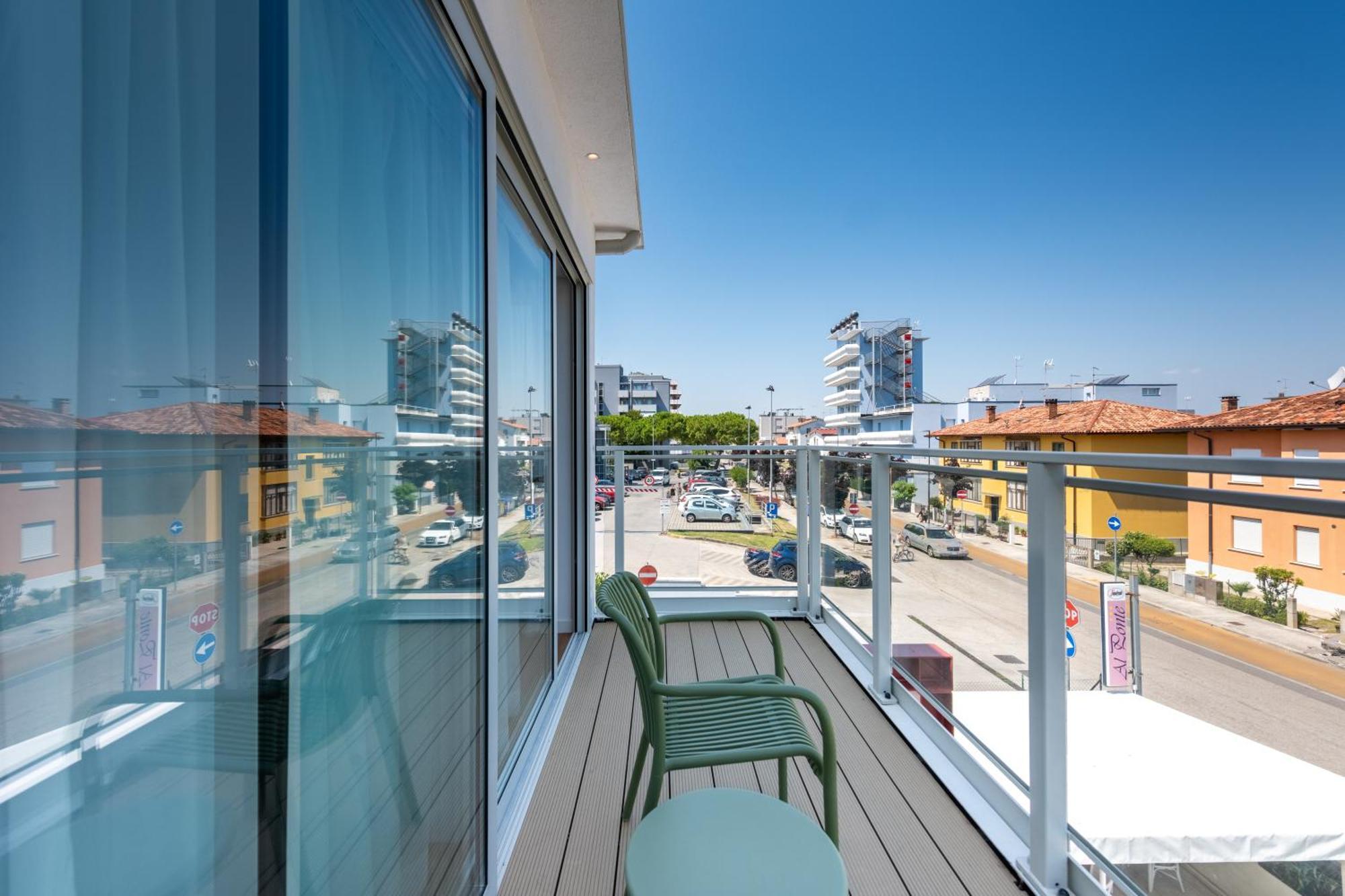 Hotel Al Ponte Lignano Sabbiadoro Exterior foto